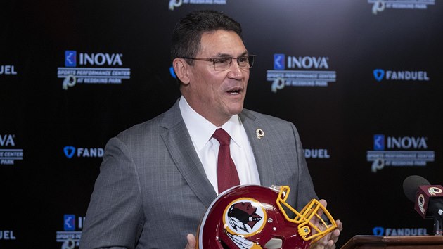 Ron Rivera, trenr Washington Redskins, byl velkm zastncem zmny nzvu klubu.