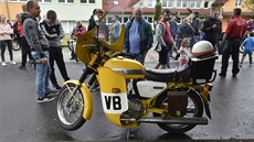 Přes 100 motocyklů značek Jawa a ČZ bylo 18. července 2020 k vidění ve Strání... Přes 100 motocyklů značek Jawa a ČZ bylo 18. července 2020 k vidění ve Strání...