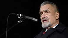 Bývalý ministr zahranií a estný pedseda TOP 09 Karel Schwarzenberg na snímku...