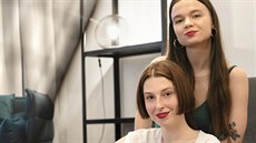 Moderátorky podcastu Vyhonit ďábla Terézia Ferjančeková a Zuzana Kašparová Moderátorky podcastu Vyhonit ďábla Terézia Ferjančeková a Zuzana Kašparová