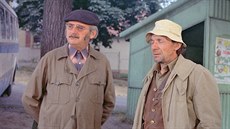 LEGENDÁRNÍ DVOJICE. Hlavní hvězdy seriálu Jiří Sovák a Josef Kemr. Neboli Evžen... LEGENDÁRNÍ DVOJICE. Hlavní hvězdy seriálu Jiří Sovák a Josef Kemr. Neboli Evžen...