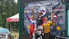 Trio nejlepších na českém šampionátu ve sjezdu na horských kolech na Špičáku Trio nejlepších na českém šampionátu ve sjezdu na horských kolech na Špičáku