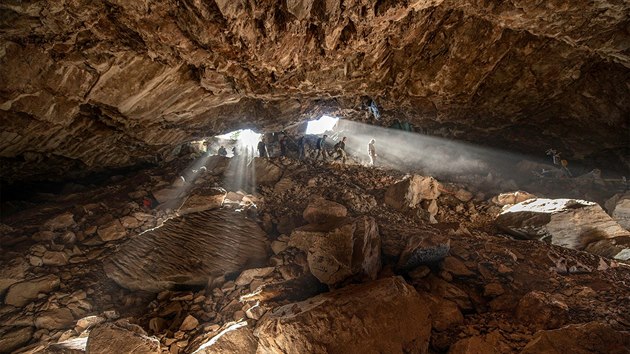 Archeologov objevili v mexick jeskyni Zacatecas kamenn nstroje, kter svd o tom, e lid ili v Severn Americe ji ped 30 000 lety. (22. ervence 2020)