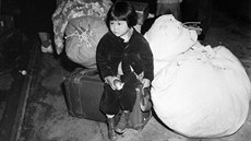 Zemřela Japonka Yuki Okinaga Hayakawaová, kterou proslavila její fotografie při... Zemřela Japonka Yuki Okinaga Hayakawaová, kterou proslavila její fotografie při...