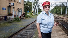 Vítejte v Hýskově. Až někdy pojedete od Rakovníka na Beroun, v rodišti... Vítejte v Hýskově. Až někdy pojedete od Rakovníka na Beroun, v rodišti...