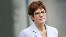 Šéfka obrany AKK Annegret Kramp-Karrenbauerová Šéfka obrany AKK Annegret Kramp-Karrenbauerová