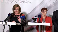 Schillerová poděkovala opozici. Senát schválil kompenzační bonus pro dohodáře Schillerová poděkovala opozici. Senát schválil kompenzační bonus pro dohodáře