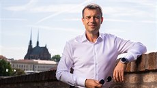 Kandidát Pirátů do Senátu, zakladatel strany Jiří Kadeřávek Kandidát Pirátů do Senátu, zakladatel strany Jiří Kadeřávek