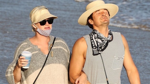 Katy Perry a Orlando Bloom (Santa Barbara, 5. července 2020) Katy Perry a Orlando Bloom (Santa Barbara, 5. července 2020)