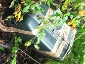 Kufr přelepený páskou vylekal nizozemského turistu. Volal kvůli tomu na... Kufr přelepený páskou vylekal nizozemského turistu. Volal kvůli tomu na...