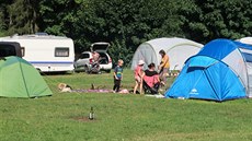 Kemp na Stvořidlech bývá letos obvykle úplně plný. Nejvíce lidí sem jezdí na... Kemp na Stvořidlech bývá letos obvykle úplně plný. Nejvíce lidí sem jezdí na...