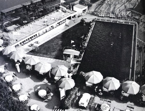 Plavecký bazén pod Barrandovem (1930)