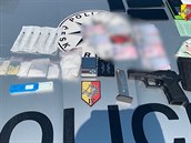 Policisté v Praze zadrželi drogového dealera na motocyklu Policisté v Praze zadrželi drogového dealera na motocyklu