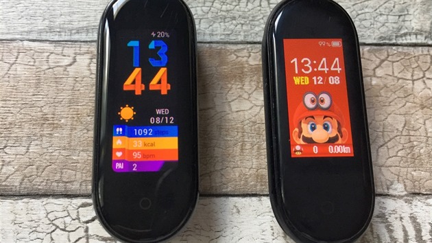 Mi Band 5 vs. Mi Band 4