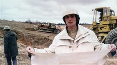 Hřiště s Jiřím Bartoškou není kdovíjak hodnotný film, ale třeba přední český... Hřiště s Jiřím Bartoškou není kdovíjak hodnotný film, ale třeba přední český...
