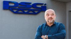 Šéf stavební firmy Jaroslav Ševela je předsedou představenstva společnosti PSG... Šéf stavební firmy Jaroslav Ševela je předsedou představenstva společnosti PSG...
