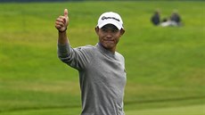 Americký golfista Collin Morikawa se raduje z nečekaného triumfu v PGA... Americký golfista Collin Morikawa se raduje z nečekaného triumfu v PGA...