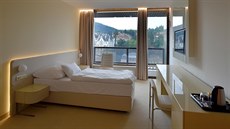 V Karlových Varech pokračuje rekonstrukce hotelu Thermal. Na snímku z 10. srpna... V Karlových Varech pokračuje rekonstrukce hotelu Thermal. Na snímku z 10. srpna...