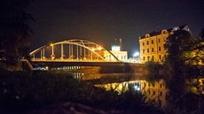 Nábřeží Jizery v Palackého ulici v Turnově, kde zavražděnou Stanislavu viděli... Nábřeží Jizery v Palackého ulici v Turnově, kde zavražděnou Stanislavu viděli...