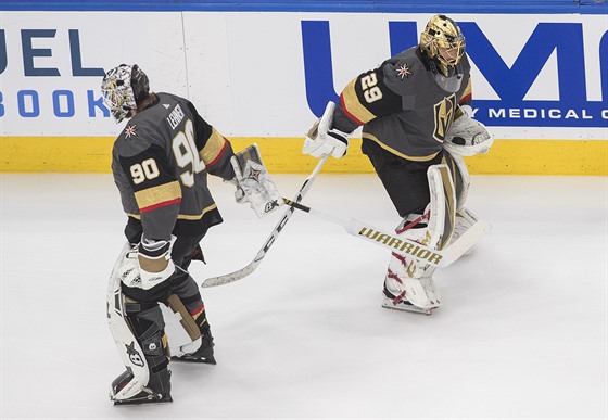 Robin Lehner (vlevo) a Marc-André Fleury tvoí aktuáln brankákou dvojici...