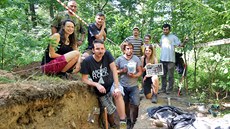 Archeologové se do Tašovic, aby pokračovali v průzkumu unikátního naleziště. Archeologové se do Tašovic, aby pokračovali v průzkumu unikátního naleziště.