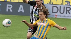 Nadějný záložník Filip Souček z Opavy přestoupil do Sparty, ale ve hře je stále... Nadějný záložník Filip Souček z Opavy přestoupil do Sparty, ale ve hře je stále...