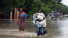 Záplavy zpsobené bouí Laura v Dominikánské republice. (23. srpna 2020)