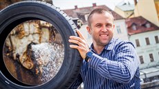 Firma Tomket, kterou založil Radek Grill, sídlí v Českých Budějovicích.... Firma Tomket, kterou založil Radek Grill, sídlí v Českých Budějovicích....