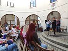 Od čtvrtka do soboty patřil park u Chodovské tvrze akci Dny Prahy 11 - na programu byly například sportovní hry, divadelní představení, exotická gastronomie či vyhlášení výsledků literární soutěže. Od čtvrtka do soboty patřil park u Chodovské tvrze akci Dny Prahy 11 - na programu byly například sportovní hry, divadelní představení, exotická gastronomie či vyhlášení výsledků literární soutěže.