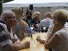 Ojedinělá degustační příležitost čeká v pátek a v sobotu 11. a 12. září na milovníky dobrého vína a burčáku na pražském Žižkově. Ojedinělá degustační příležitost čeká v pátek a v sobotu 11. a 12. září na milovníky dobrého vína a burčáku na pražském Žižkově.
