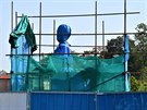 Zatím téměř utajený zůstává pomník Marie Terezie v parku u Prašného mostu na Hradčanech. Socha je pod lešením a plachtou. Základní kámen byl položen v květnu 2017, pomník má být odhalen na podzim letošního roku. Zatím téměř utajený zůstává pomník Marie Terezie v parku u Prašného mostu na Hradčanech. Socha je pod lešením a plachtou. Základní kámen byl položen v květnu 2017, pomník má být odhalen na podzim letošního roku.