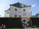 V sobotu se v oboře Hvězda konal „Běh pro paměť národa“ - běh na podporu natáčení příběhů 20. století. Závodilo se na trasách různé délky a ve všech věkových kategoriích - běželi i ti nejmenší. Zároveň byl rámci zahájení Dnů evropského kulturního dědictví V sobotu se v oboře Hvězda konal „Běh pro paměť národa“ - běh na podporu natáčení příběhů 20. století. Závodilo se na trasách různé délky a ve všech věkových kategoriích - běželi i ti nejmenší. Zároveň byl rámci zahájení Dnů evropského kulturního dědictví