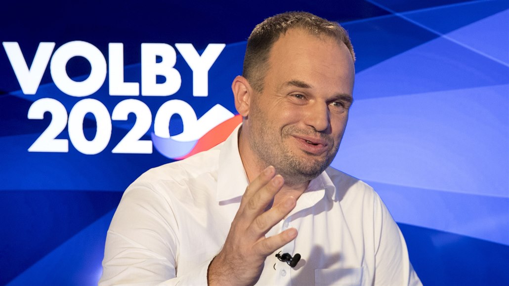 Hostem Rozstřelu je Michal Šmarda /ČSSD/, starosta Nového Města na Moravě,... Hostem Rozstřelu je Michal Šmarda /ČSSD/, starosta Nového Města na Moravě,...