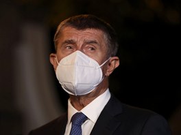Premiér Andrej Babiš po jednání s prezidentem Milošem Zemanem v Lánech. (14....