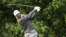Dustin Johnson při tréninkovém kole před US Open na hřišti Winged Foot. Dustin Johnson při tréninkovém kole před US Open na hřišti Winged Foot.
