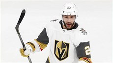 Alec Martinez z Vegas Golden Knights se raduje z gólu.