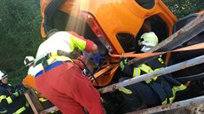 Mezi Hroškou a Trnovem na Rychnovsku havaroval vůz (15. 9. 2020). Mezi Hroškou a Trnovem na Rychnovsku havaroval vůz (15. 9. 2020).