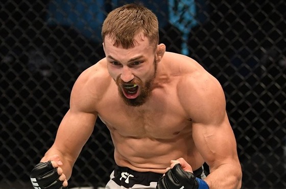 Historicky první Slovák Lajo Klein dostal vstupenku do UFC. A hned zvítzil