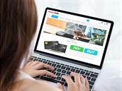 Platební brány e-shopů se rozšiřují o odloženou platbu.