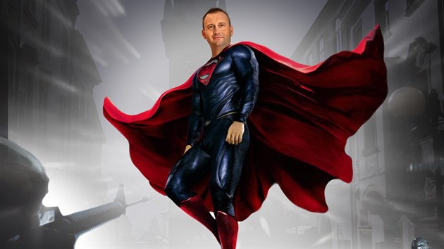 Bval znojemsk starosta Jan Grois se dve nechal v kampani vyobrazit jako superman. Tuto kol vytvoil Martin Grus.