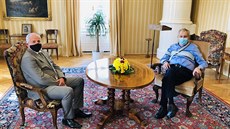 Prezident Miloš Zeman přijal v Lánech kandidáta na ministra zdravotnictví... Prezident Miloš Zeman přijal v Lánech kandidáta na ministra zdravotnictví...