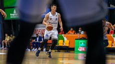 Ondřej Sehnal z USK Praha v zápase proti svitavským basketbalistům. Ondřej Sehnal z USK Praha v zápase proti svitavským basketbalistům.