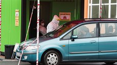 Na odběrovém místě u areálu Baťovy nemocnice ve Zlíně mají zdravotníci napilno.... Na odběrovém místě u areálu Baťovy nemocnice ve Zlíně mají zdravotníci napilno....