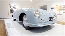 Ve Vratislavicích vystavují věrnou kopii prvního prodaného Porsche 356. Ve Vratislavicích vystavují věrnou kopii prvního prodaného Porsche 356.