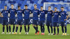 Sloventí fotbalisté sledují penaltový rozstel zápasu play off Ligy národ s...