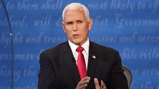 Viceprezident Mike Pence při debatě v Salt Lake City (7. října 2020) Viceprezident Mike Pence při debatě v Salt Lake City (7. října 2020)