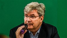 Miroslav Jansta, předseda ČBF, na tiskové konferenci k zahájení Kooperativa NBL Miroslav Jansta, předseda ČBF, na tiskové konferenci k zahájení Kooperativa NBL