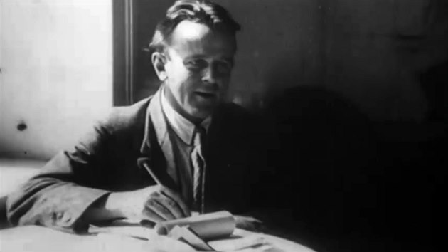 John Reed napsal knihu Deset dnů, které otřásly světem John Reed napsal knihu Deset dnů, které otřásly světem