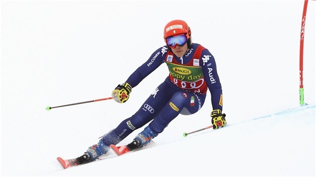 Italka Federica Brignoneov na trati obho slalomu v Sldenu
