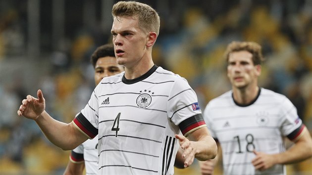 Nmeck obrnce Matthias Ginter oslavuje vstelen gl.